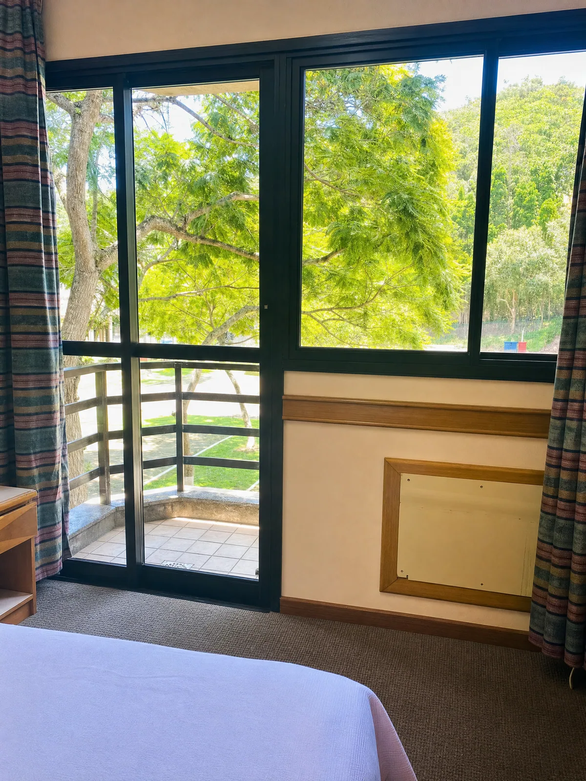 Balcón de la Suite Premium con vista a la mata